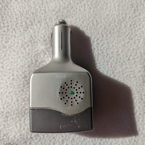 🎉HP🎉🌷4/$20 Power On The Go Car Power Inverter 70w - Picture 2 of 7